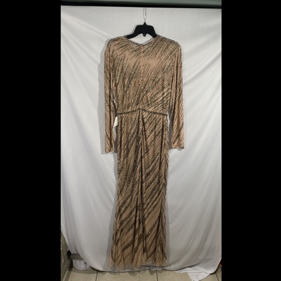 NEW Mac Duggal Beaded Long Sleeve Column‎ Gown in Mocha [SZ 6 ] - Picture 8 of 8